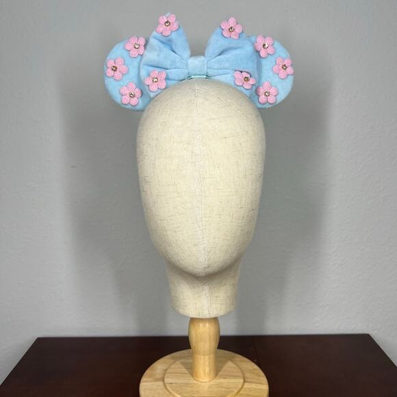 Flower Power Elastic Minnie Ears | Disney-Inspired Velvet Adjustable Mouse Ears - Picture 2 of 5